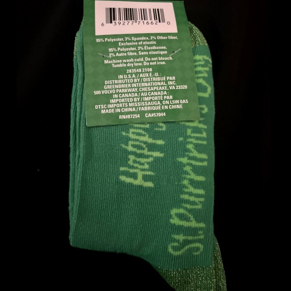 *3/$15* Kitty Cat "Happy St. Purrtrick's Day" Socks - Picture 2 of 5